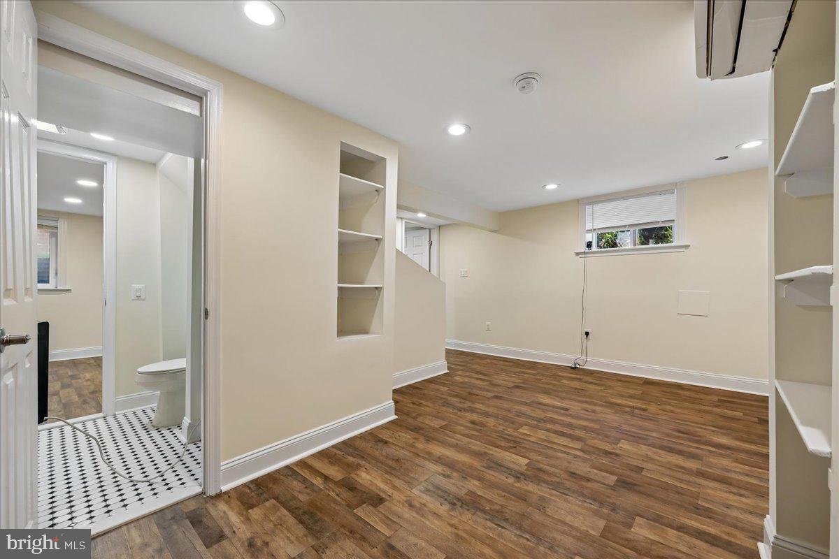 2826 Newton St Ne Property Photo 51