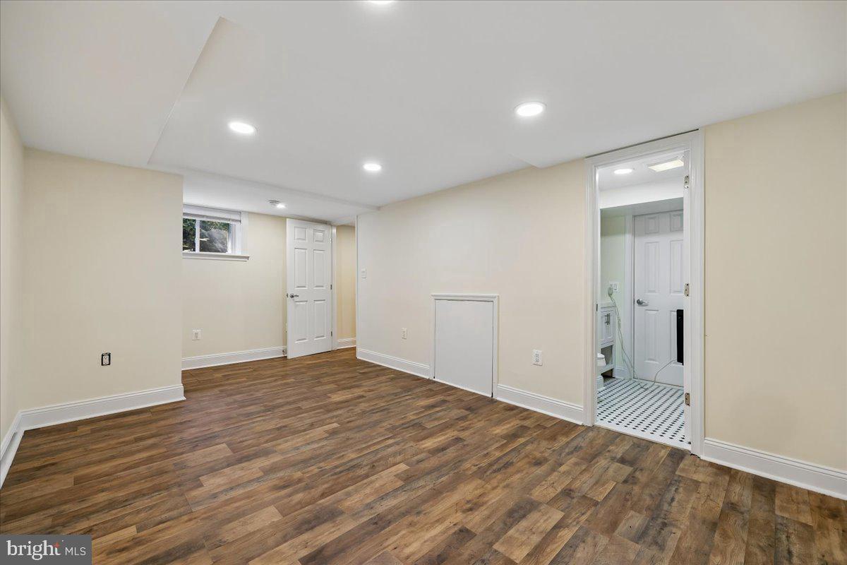 2826 Newton St Ne Property Photo 54