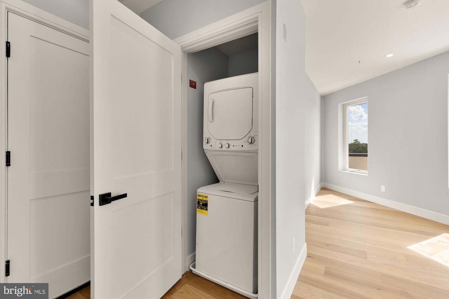 3215 Mount Pleasant St Nw #403 Property Photo 13