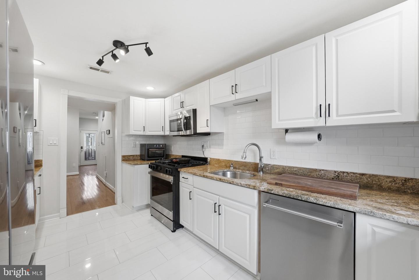 1391 F St Ne Property Photo 8