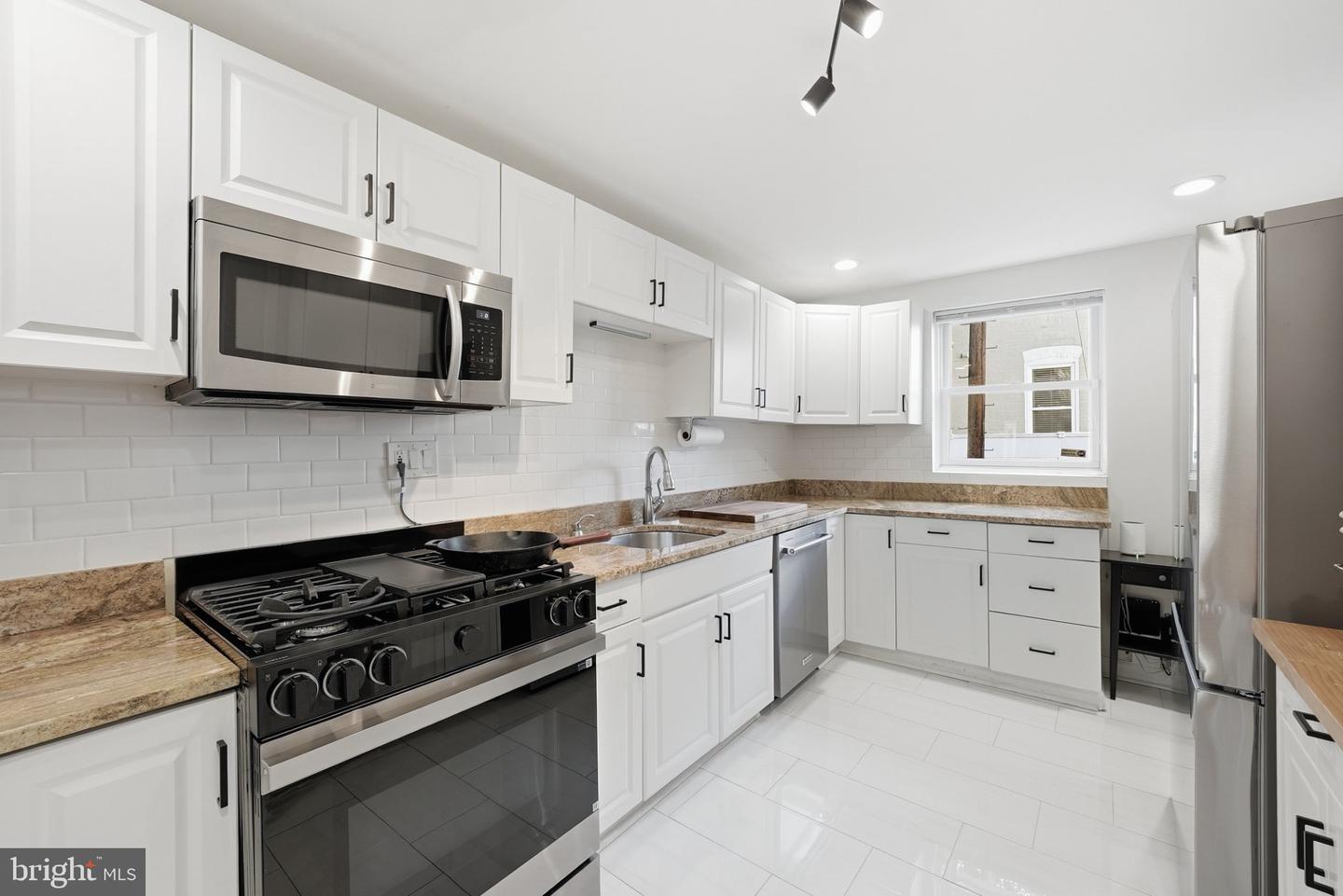 1391 F St Ne Property Photo 10