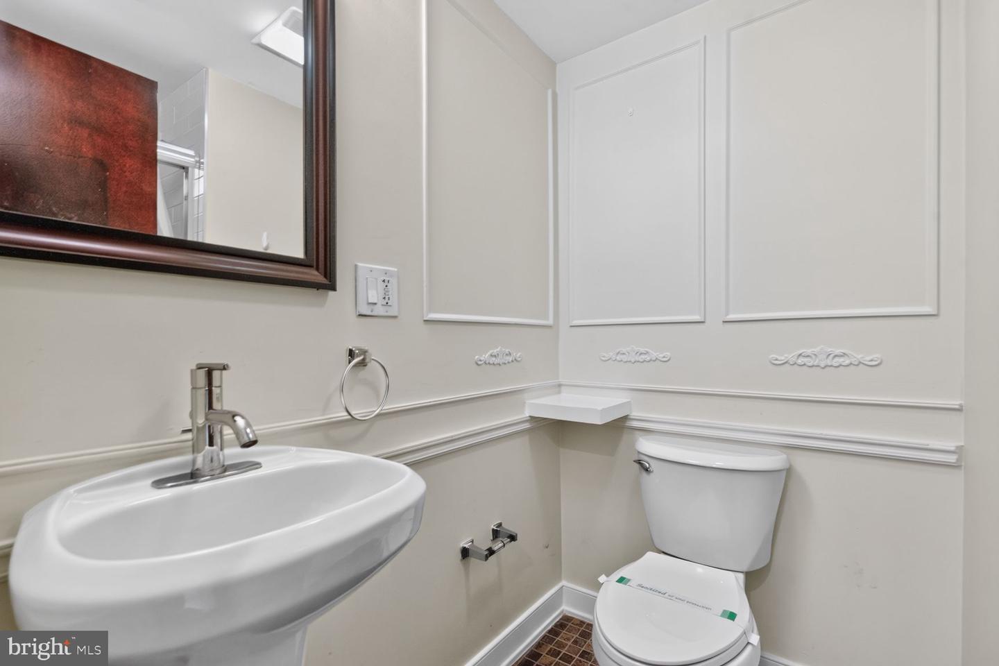1017 U St Nw #2 Property Photo 9