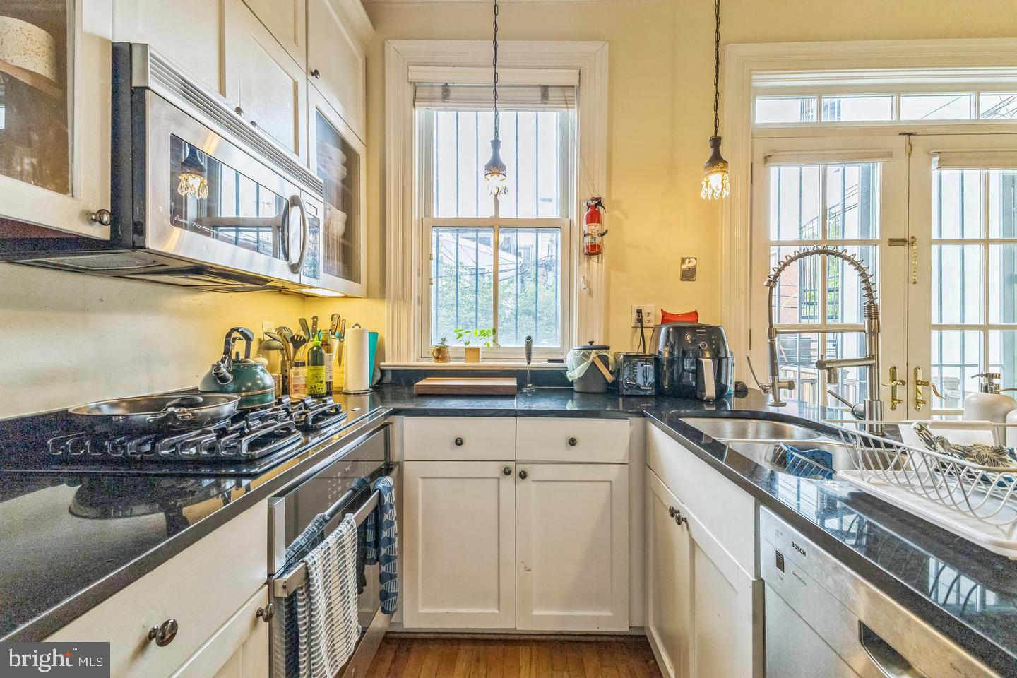 1414 Swann St Nw Property Photo 10