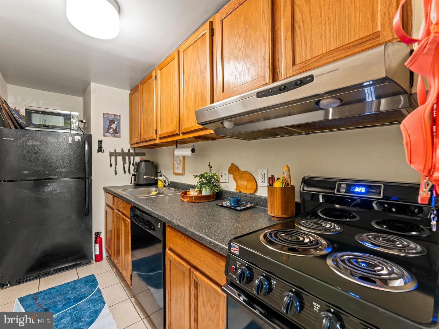 1414 Swann St Nw Property Photo 29