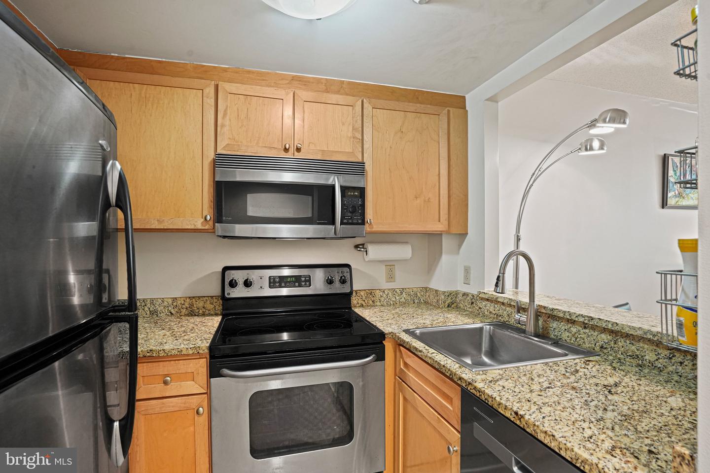 1150 K St Nw #208 Property Photo 2