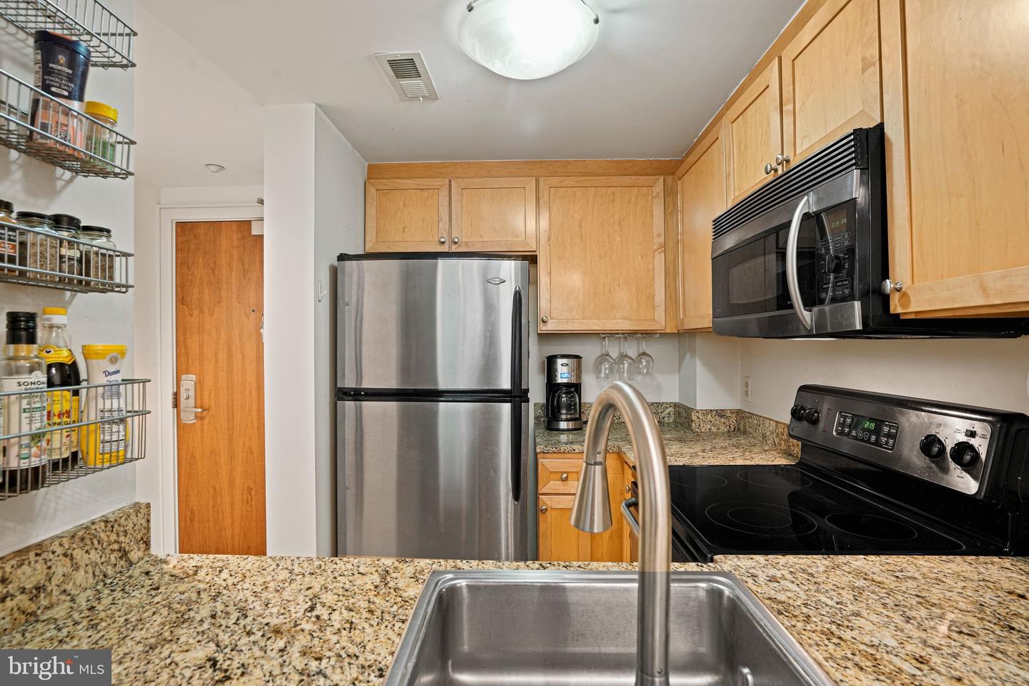 1150 K St Nw #208 Property Photo 6