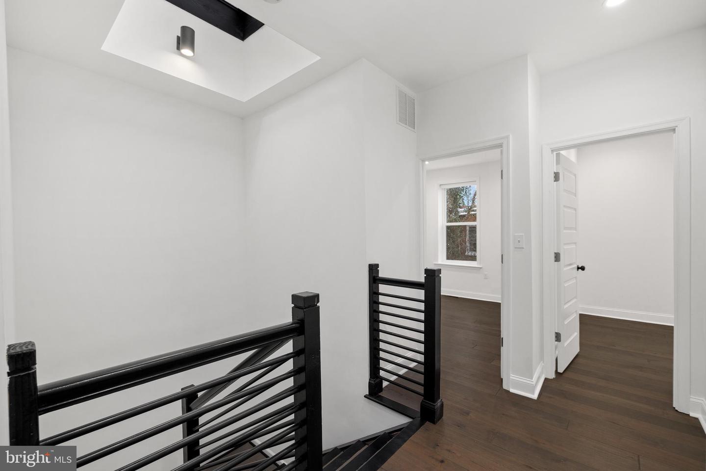 25 Rhode Island Ave Nw Property Photo 11