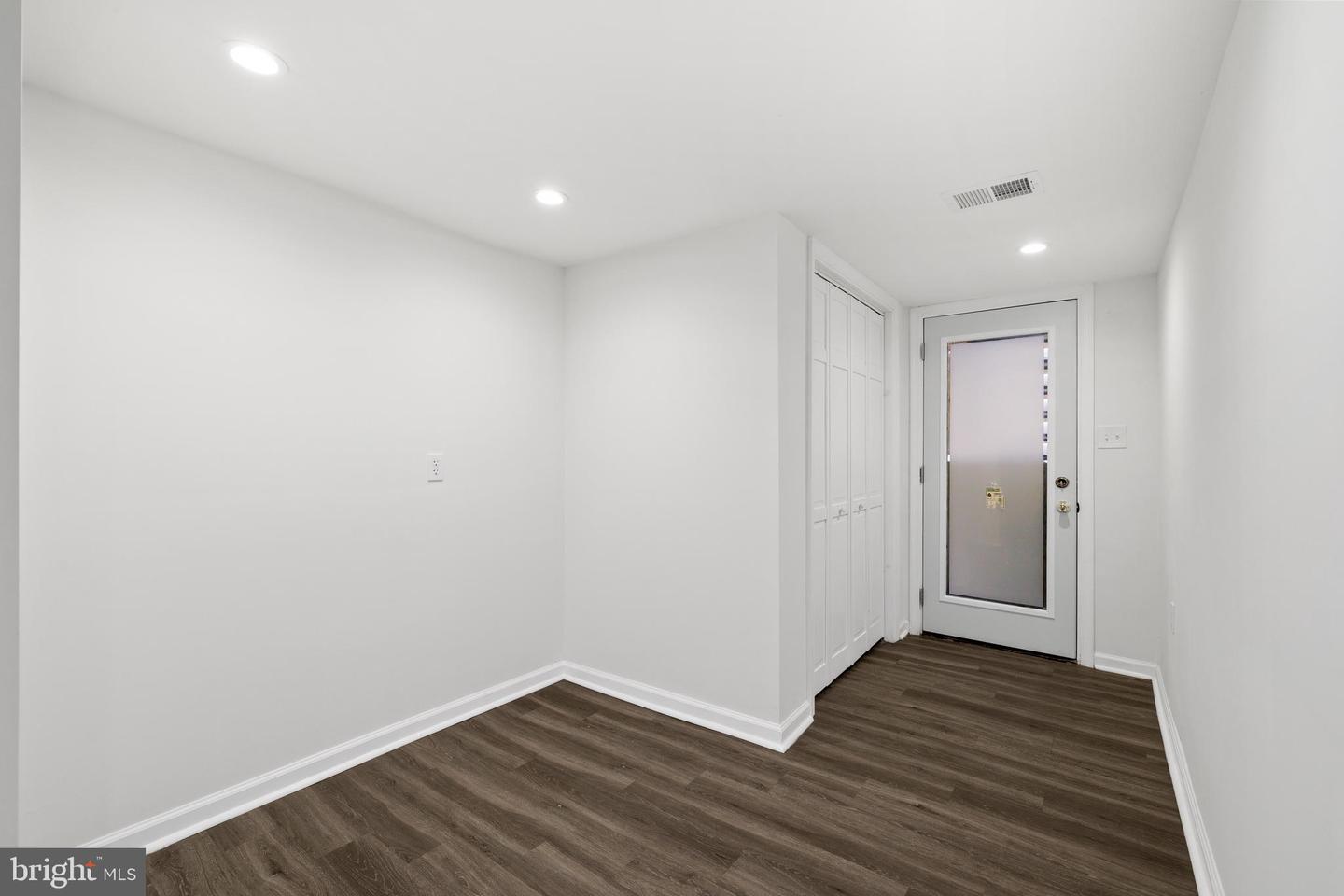 25 Rhode Island Ave Nw Property Photo 32