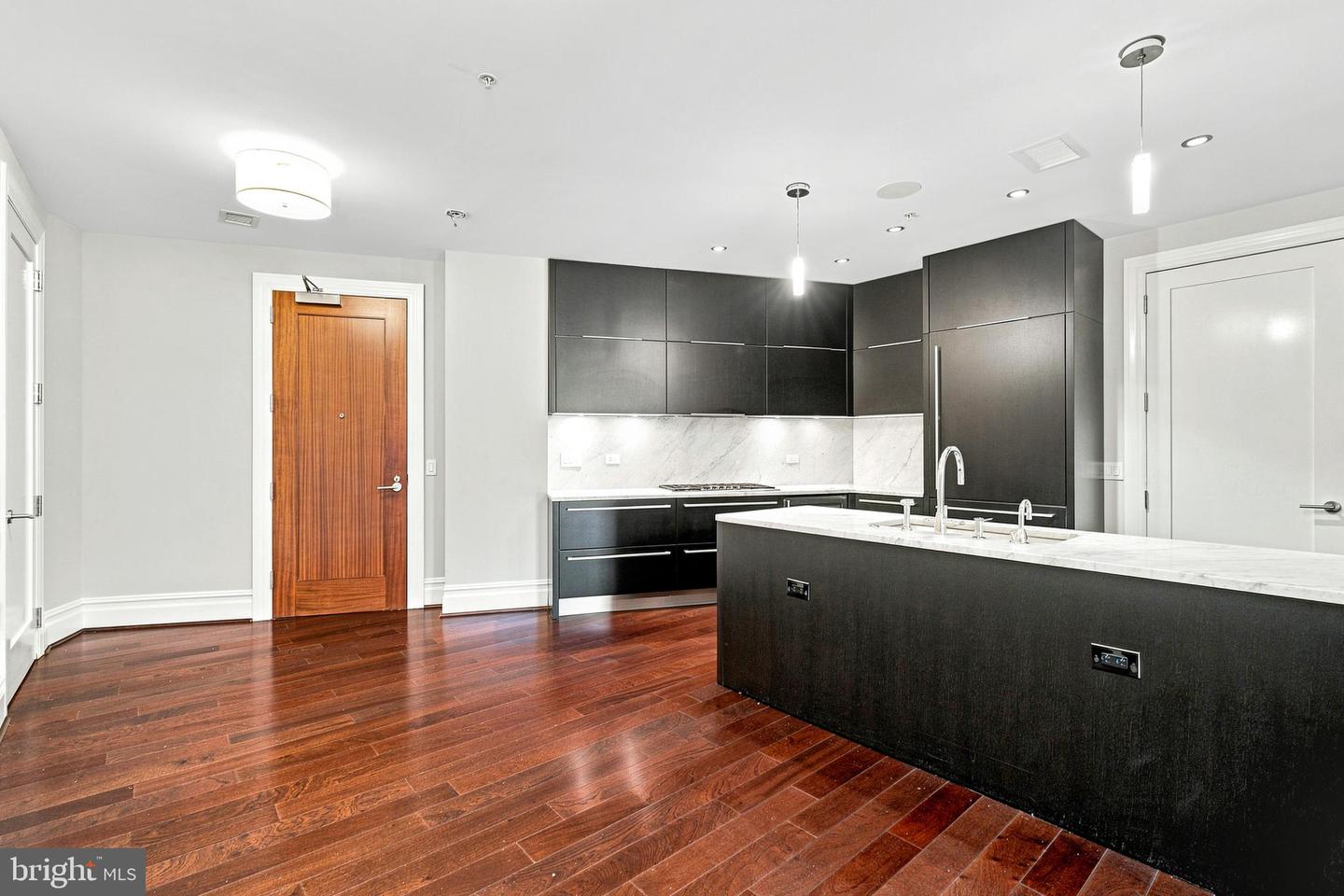 DCDC2278094 Property Photo 13