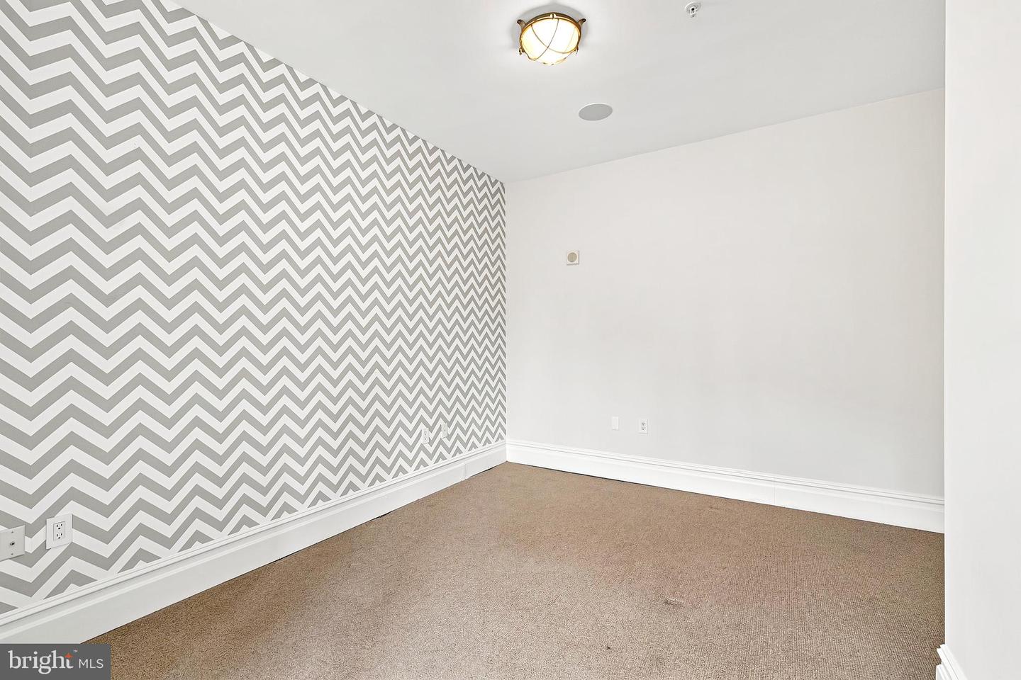 DCDC2278094 Property Photo 48