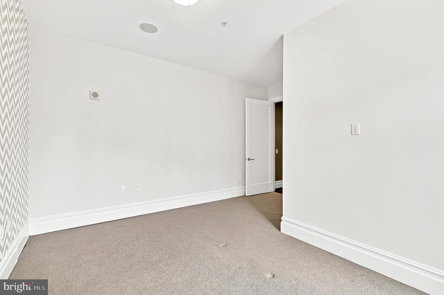 DCDC2278094 Property Photo 49