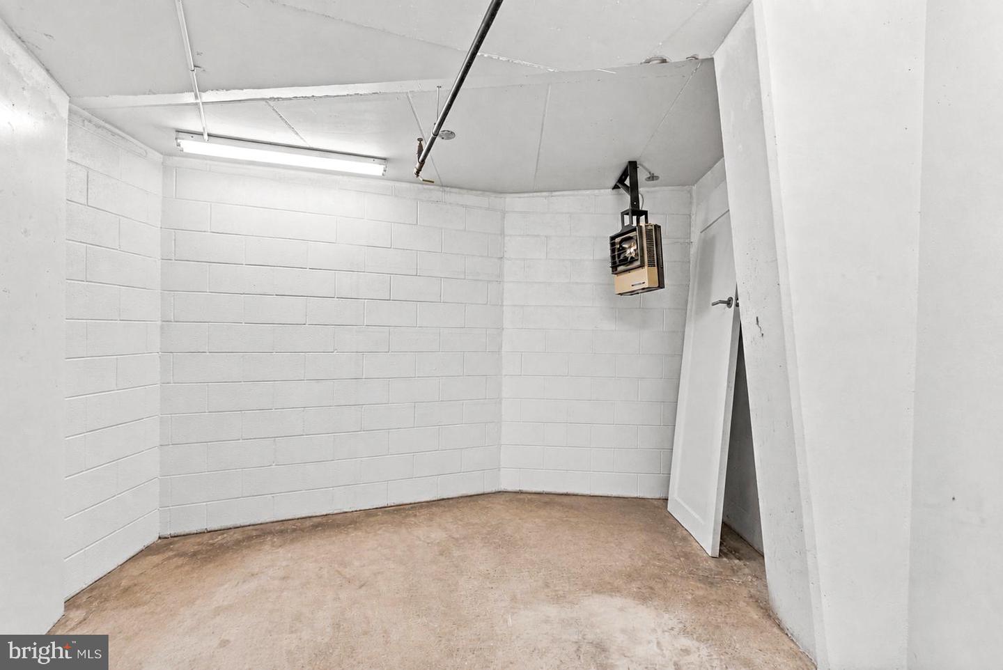 DCDC2278094 Property Photo 53