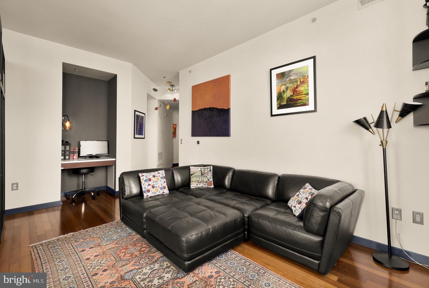 1000 New Jersey Ave Se #ph16 Property Photo 4