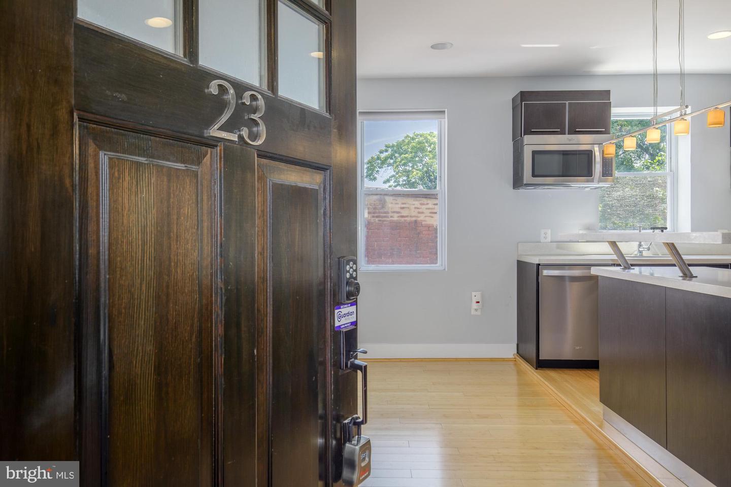 1409 G St Ne #23 Property Photo 3