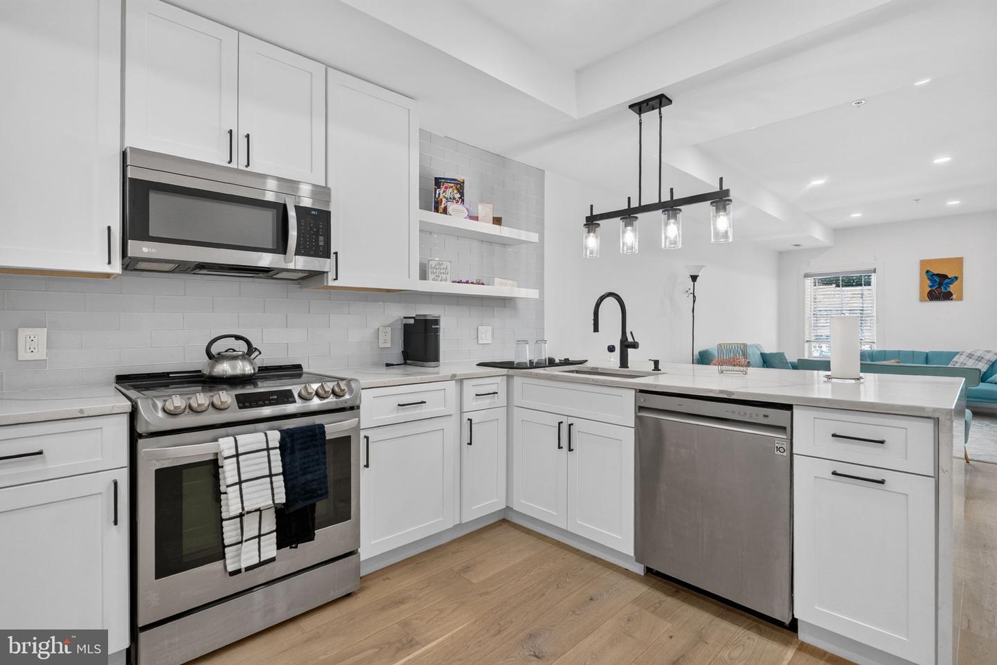 927 Kennedy St Nw #304 Property Photo 11