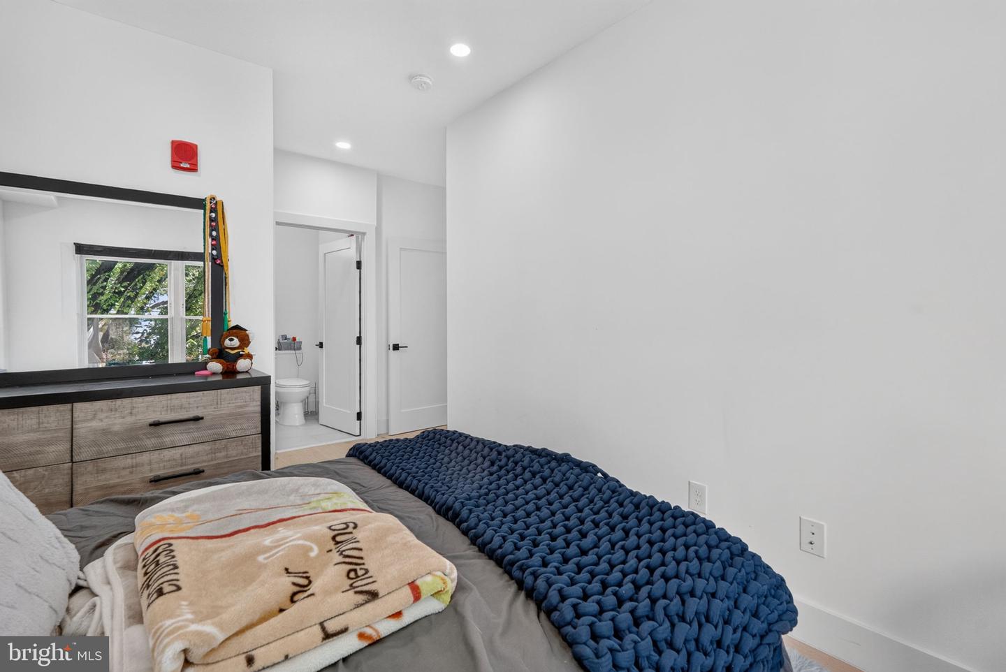 927 Kennedy St Nw #304 Property Photo 18