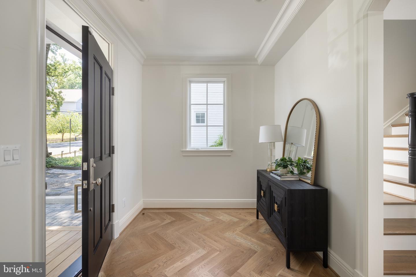 3543 Albemarle St Nw Property Photo 8