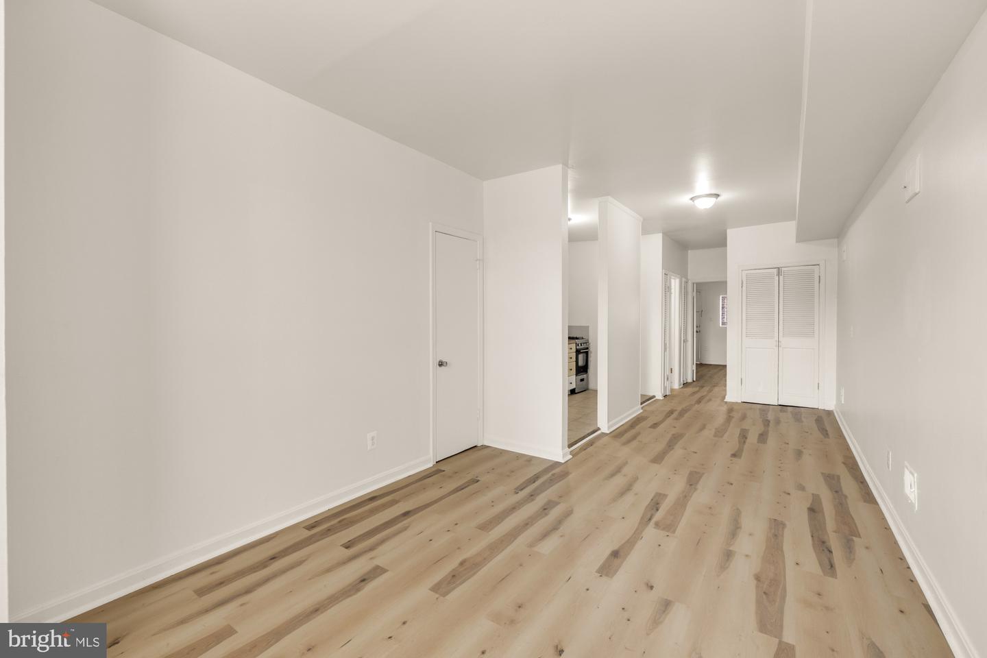 1102 K St Se Property Photo 8