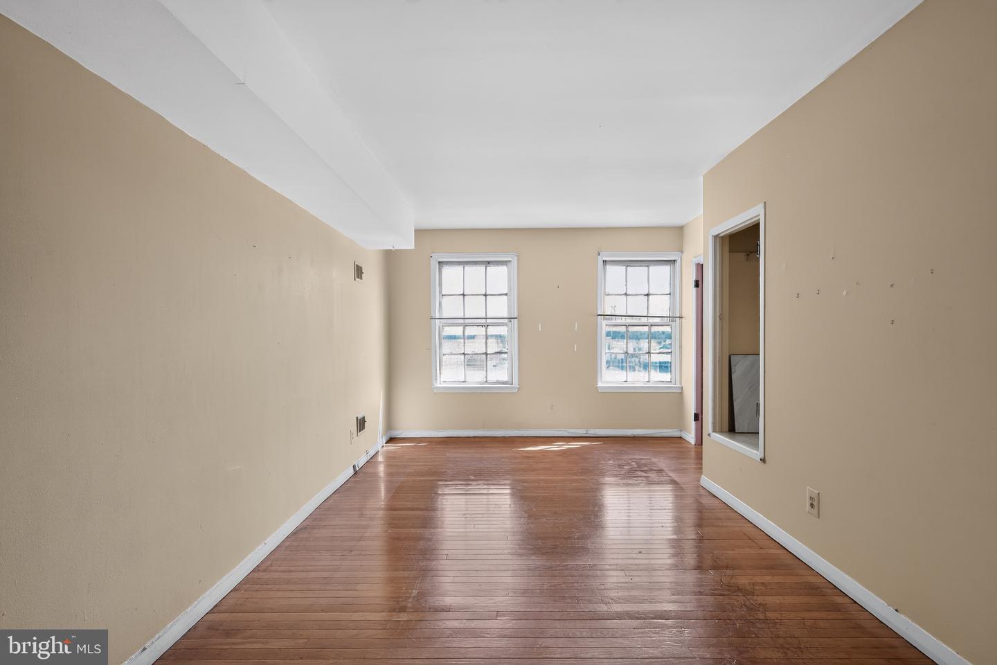 1102 K St Se Property Photo 27