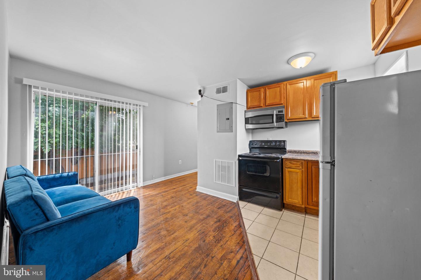 1221 47th Pl Ne Property Photo 18
