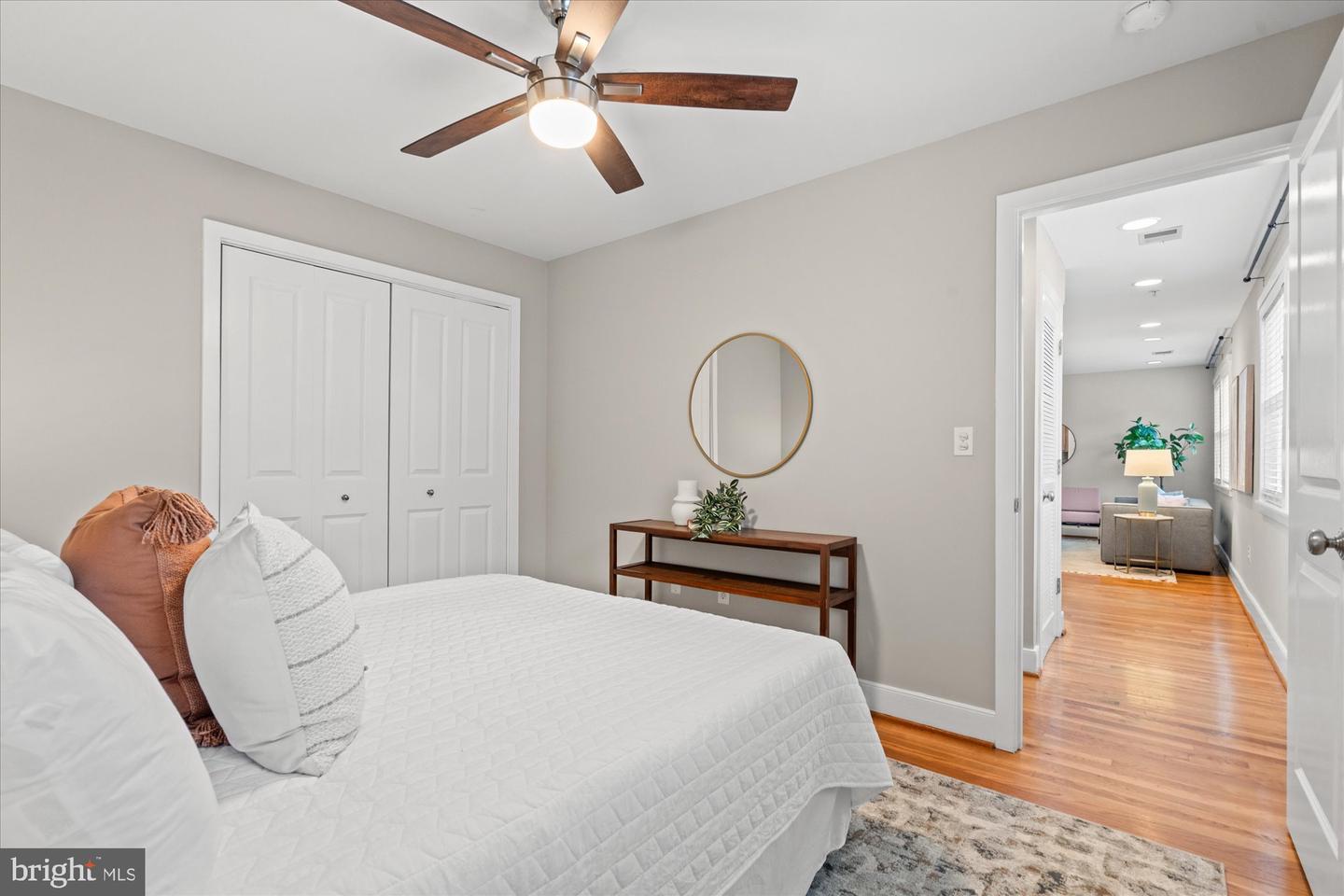 1628 C St Se #202 Property Photo 17