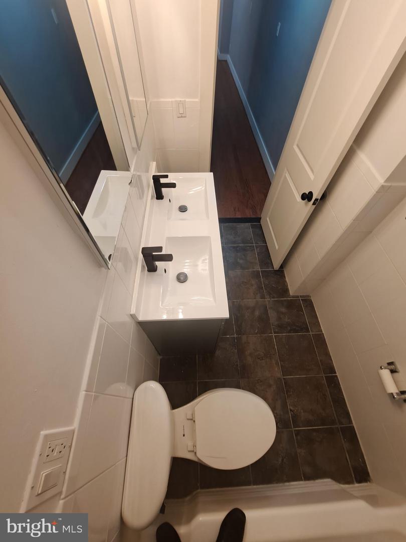 4840 Macarthur Blvd Nw #307 Property Photo 24