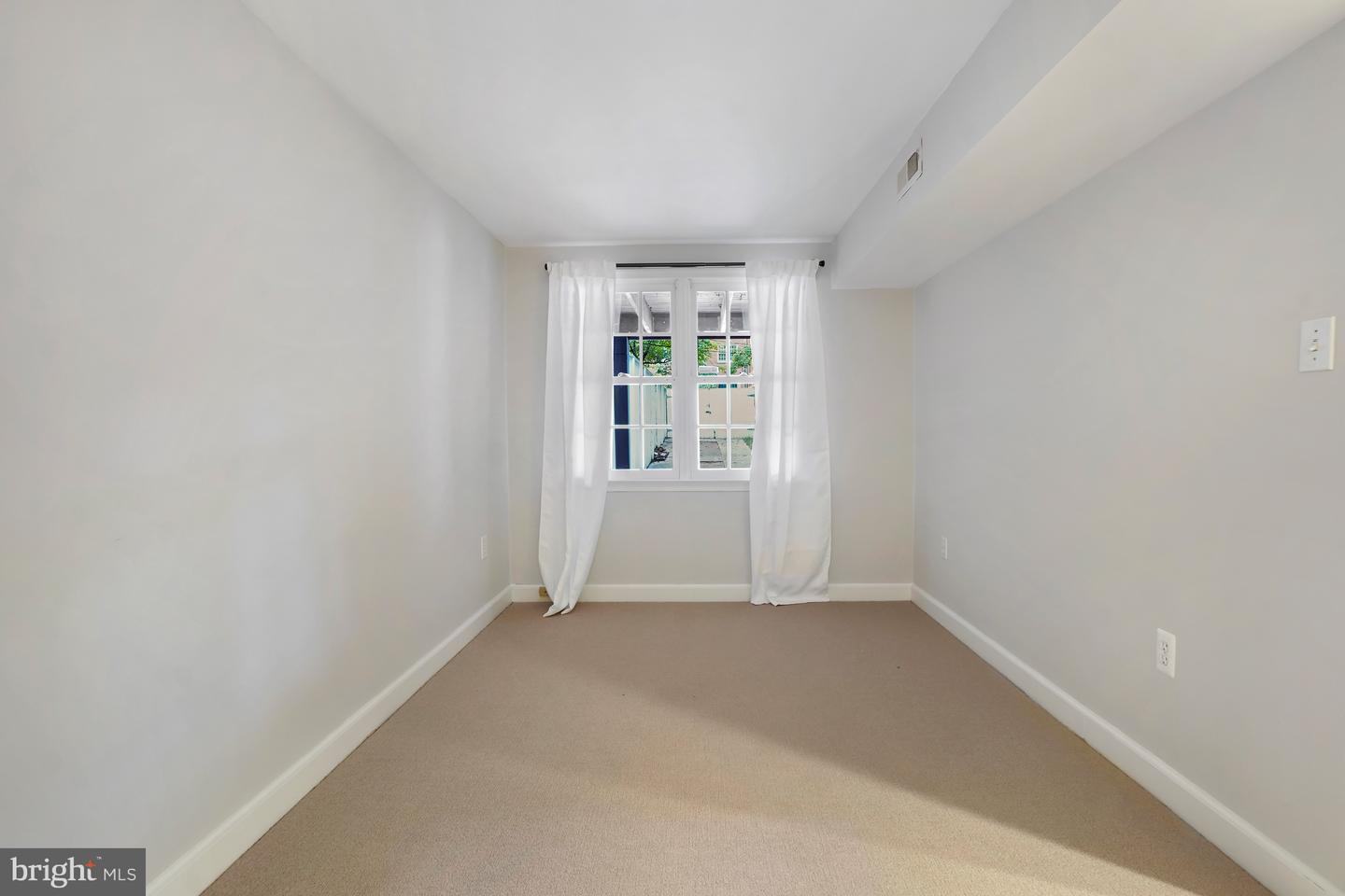 4417 Q St Nw Property Photo 26