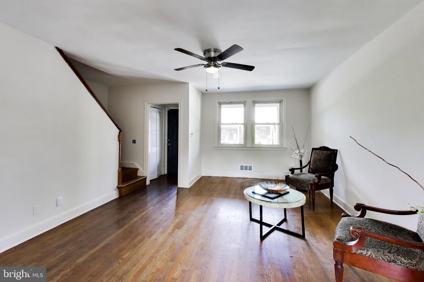605 21st St Ne Property Photo 10