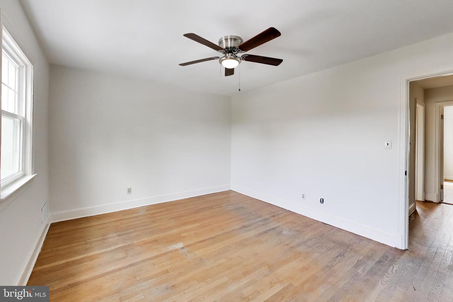 605 21st St Ne Property Photo 18