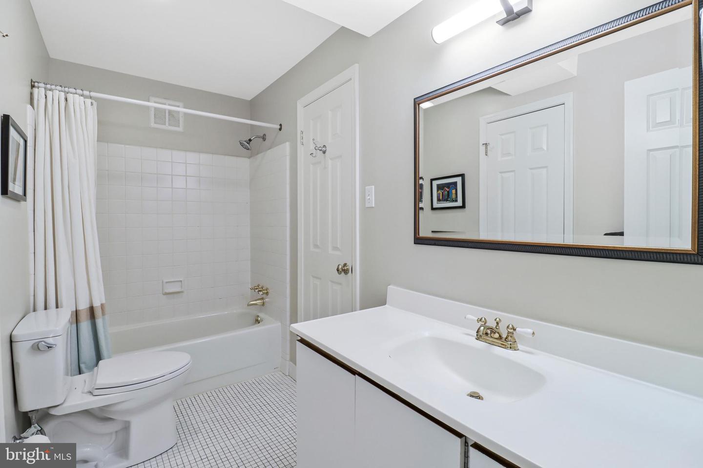 2828 Wisconsin Ave Nw #504 Property Photo 22