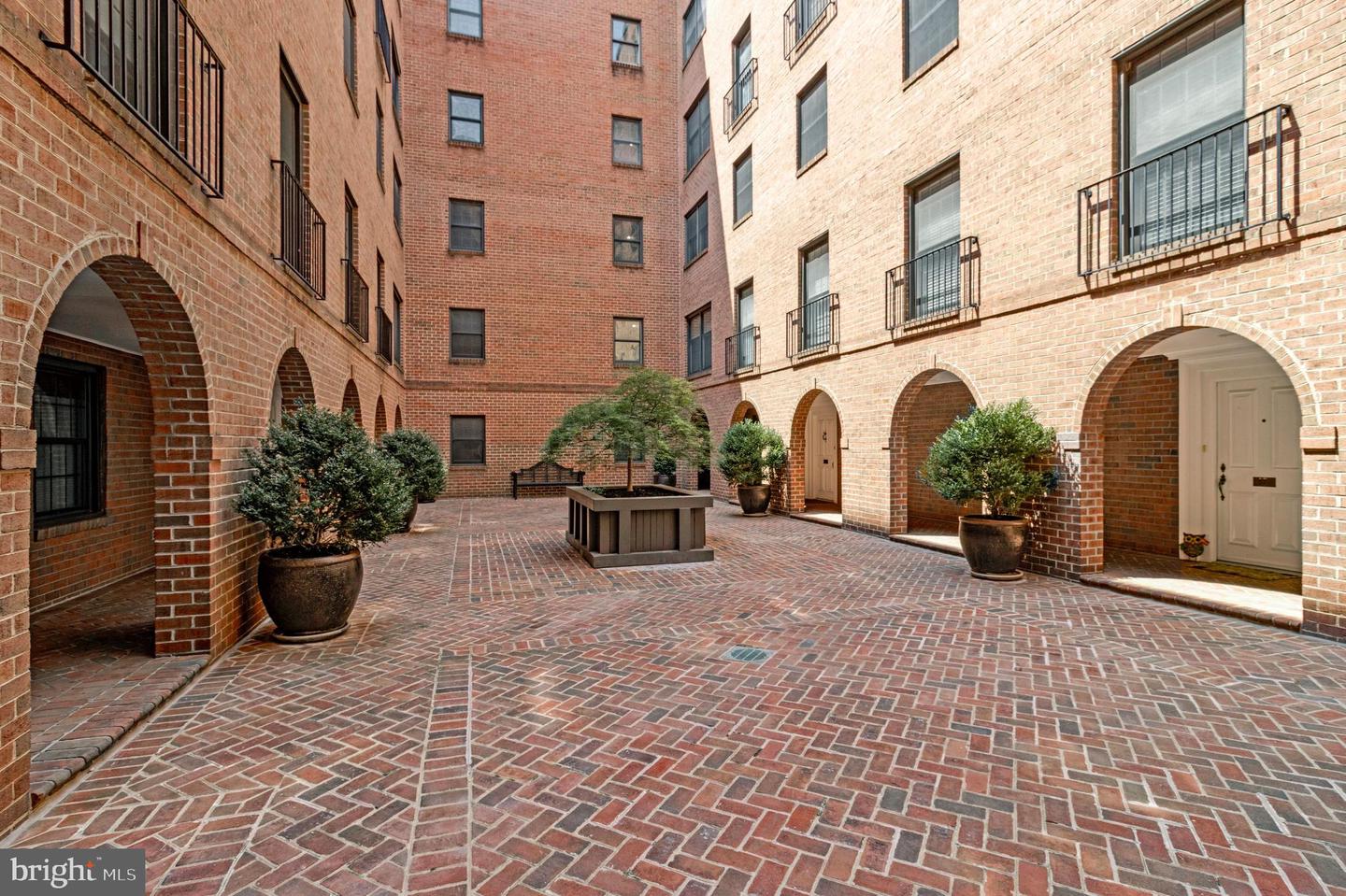 2828 Wisconsin Ave Nw #504 Property Photo 24