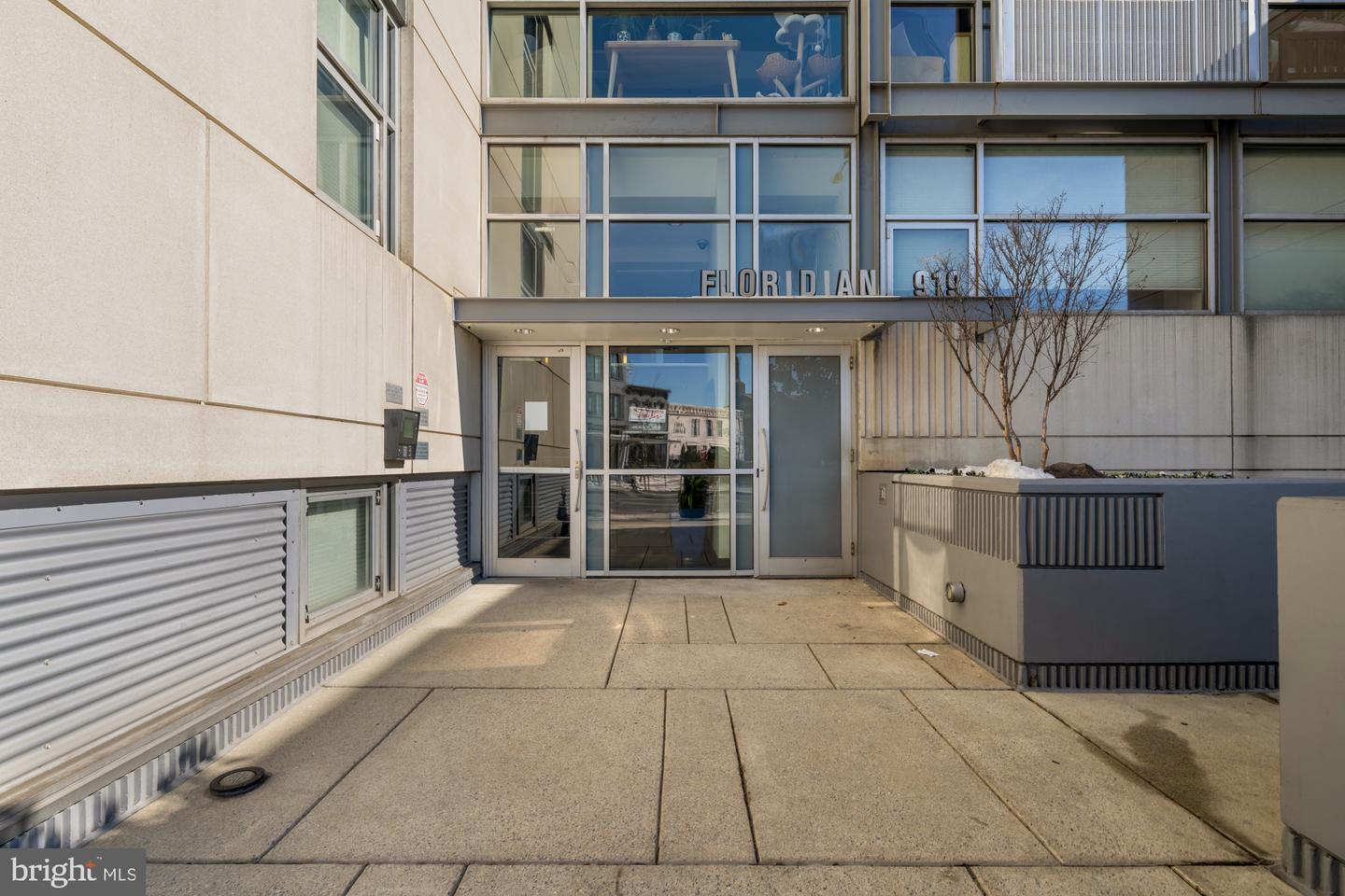 919 Florida Ave Nw #201 Property Photo 2