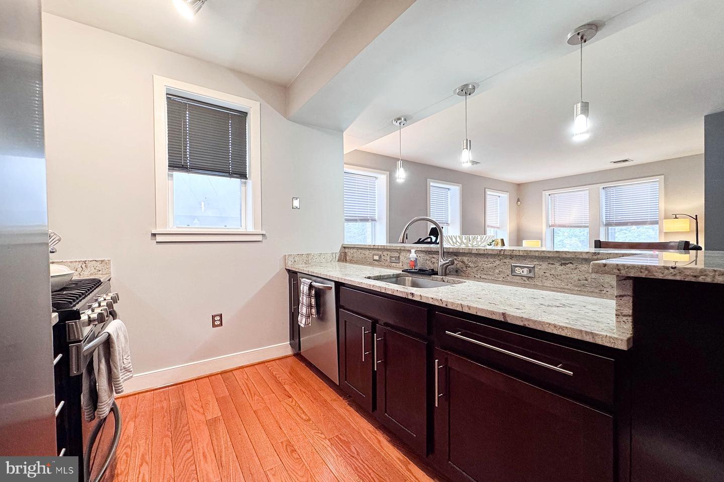 921 Butternut St Nw #201 Property Photo 5