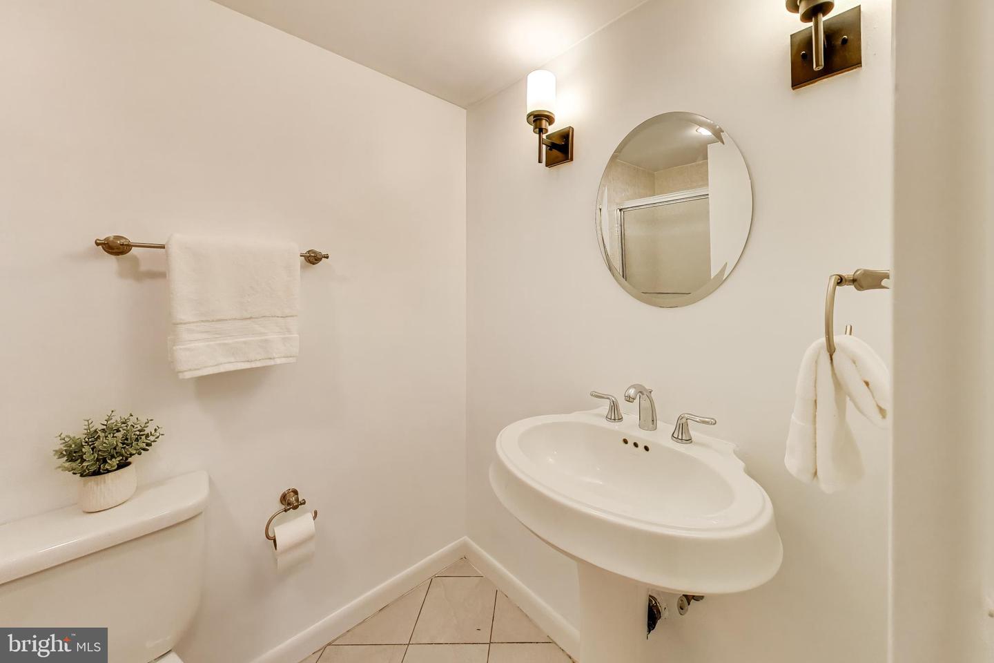 2501 Calvert St Nw #103 Property Photo 22