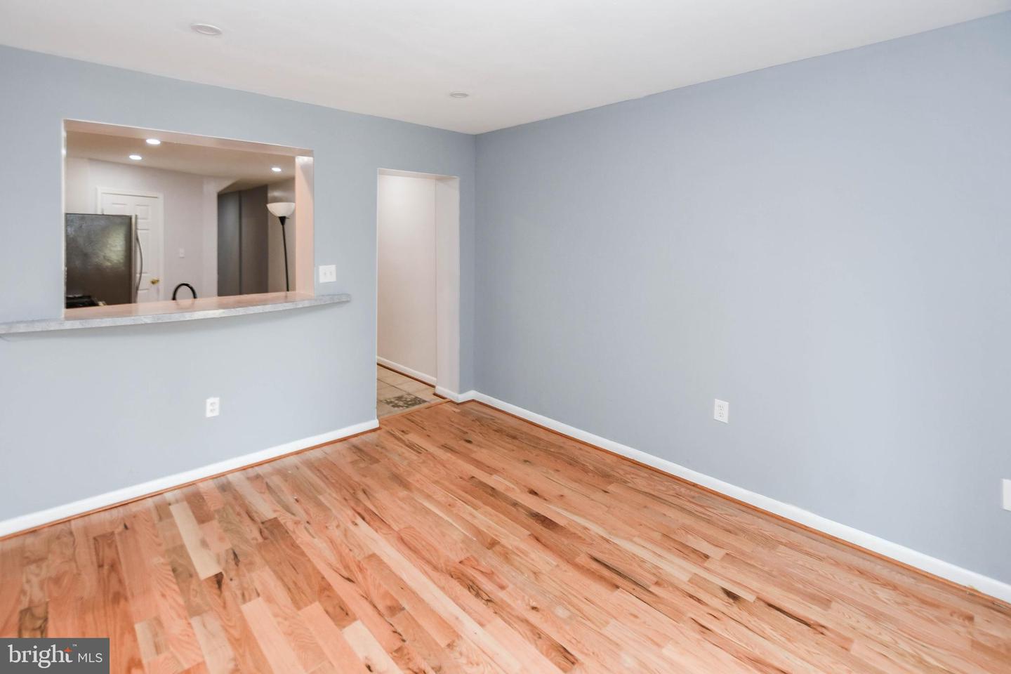 1704 Ne Montana Ave Ne Property Photo 8