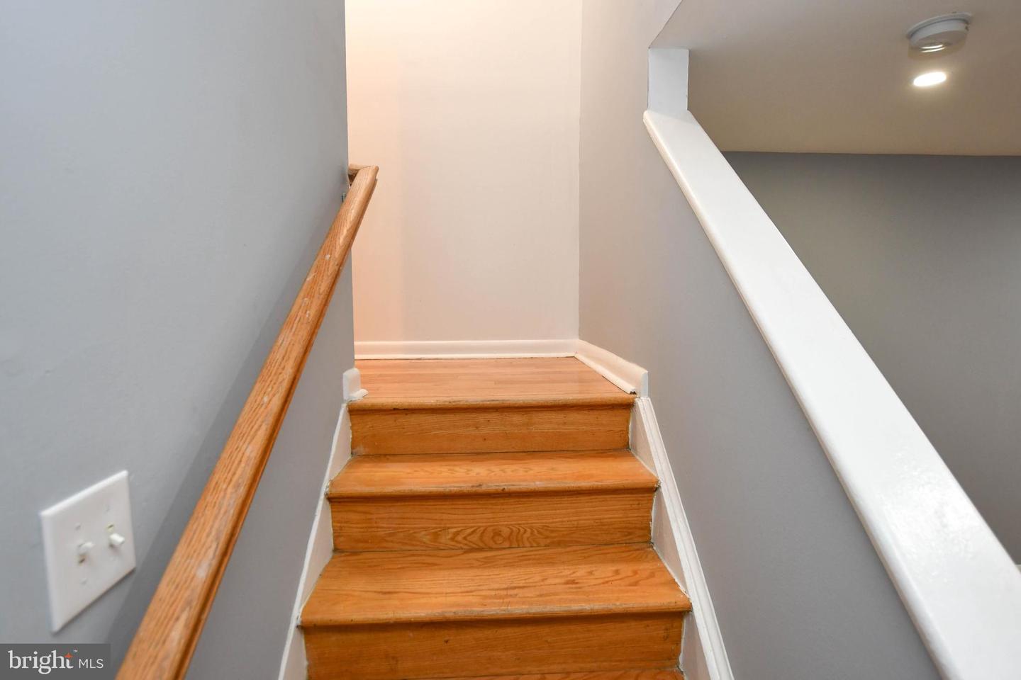 1704 Ne Montana Ave Ne Property Photo 9