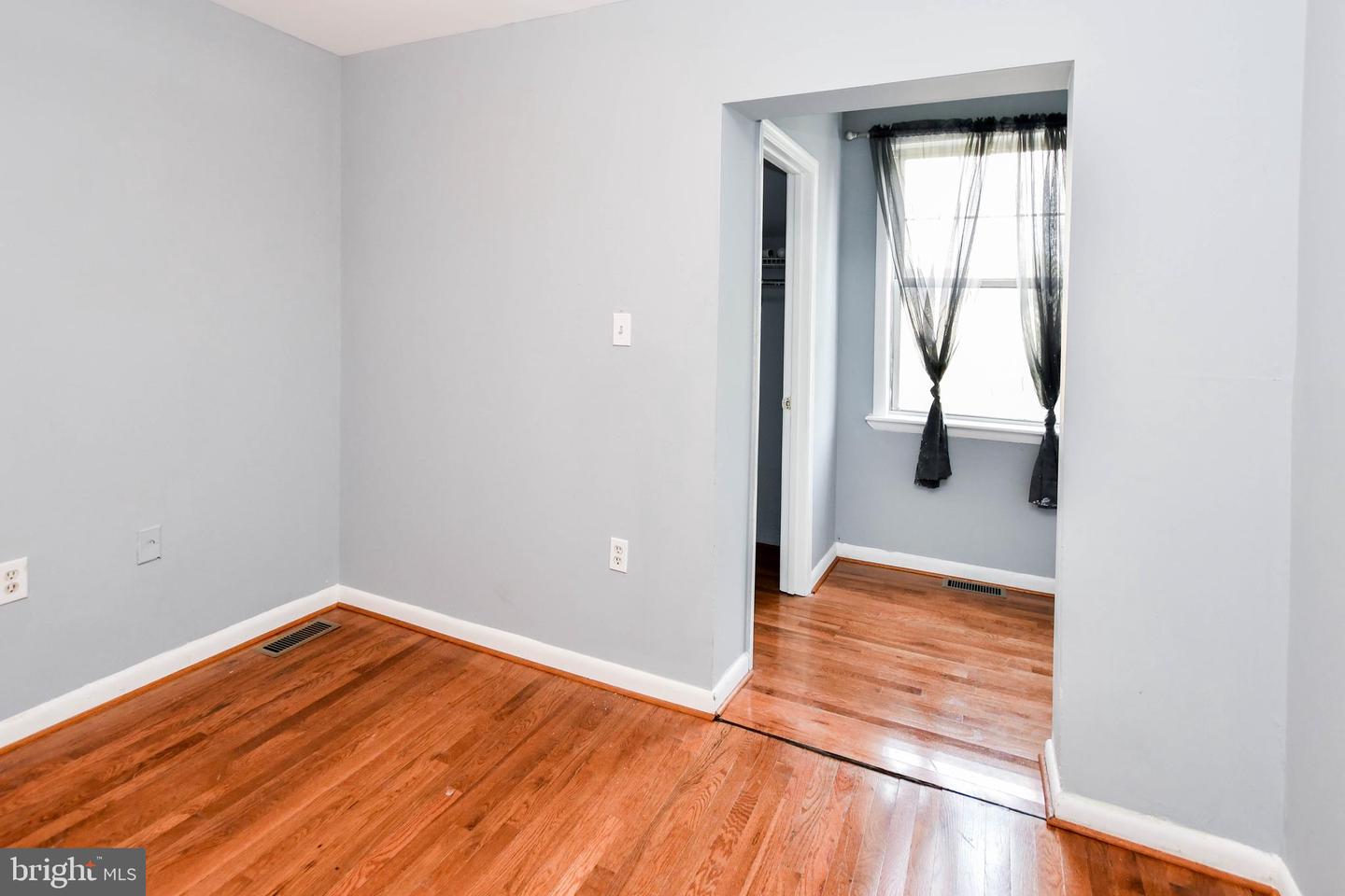 1704 Ne Montana Ave Ne Property Photo 27