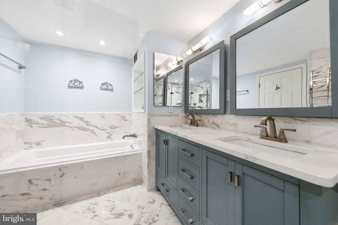 700 New Hampshire Ave Nw #1018 Property Photo 19