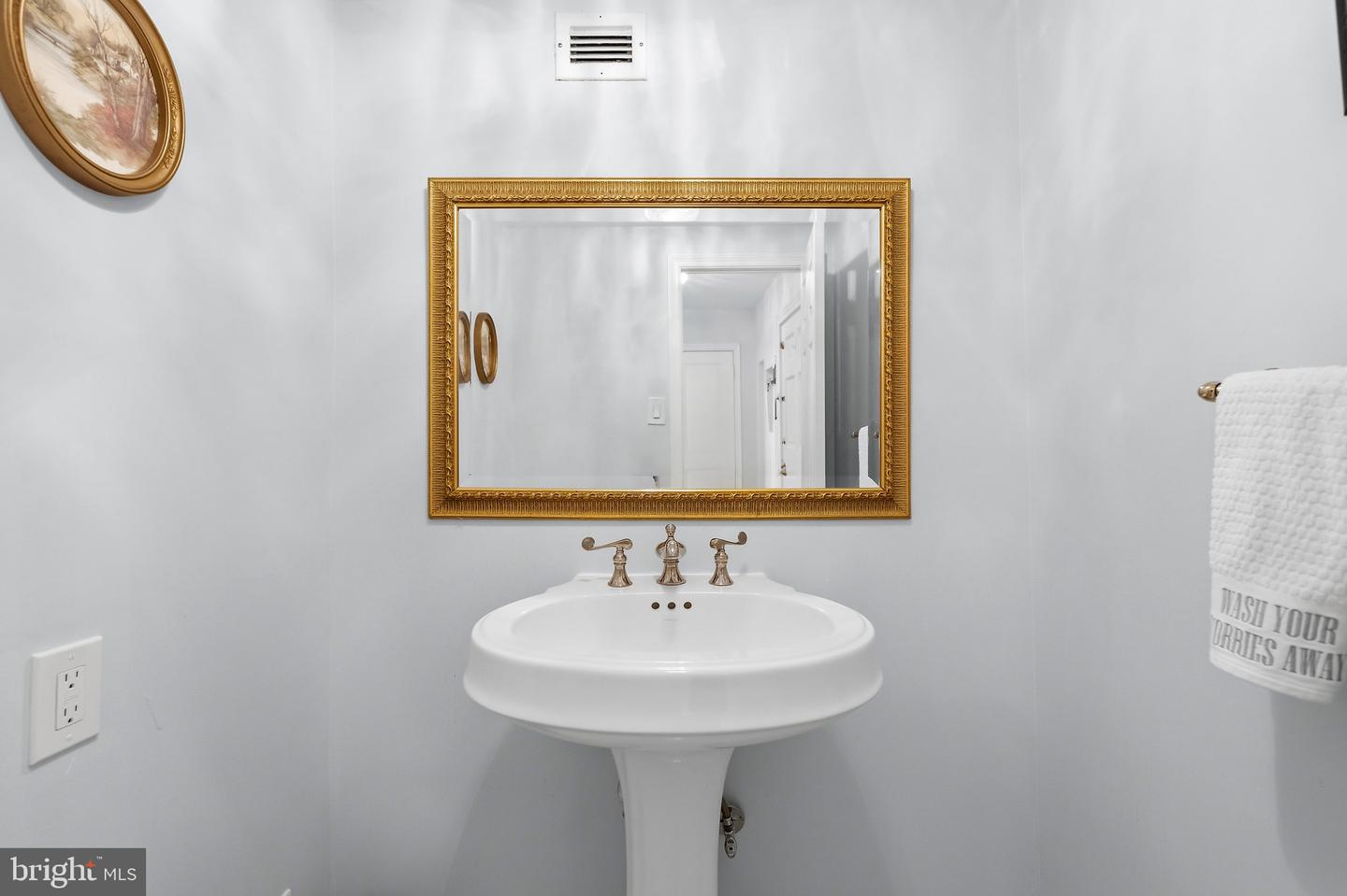 700 New Hampshire Ave Nw #1018 Property Photo 32