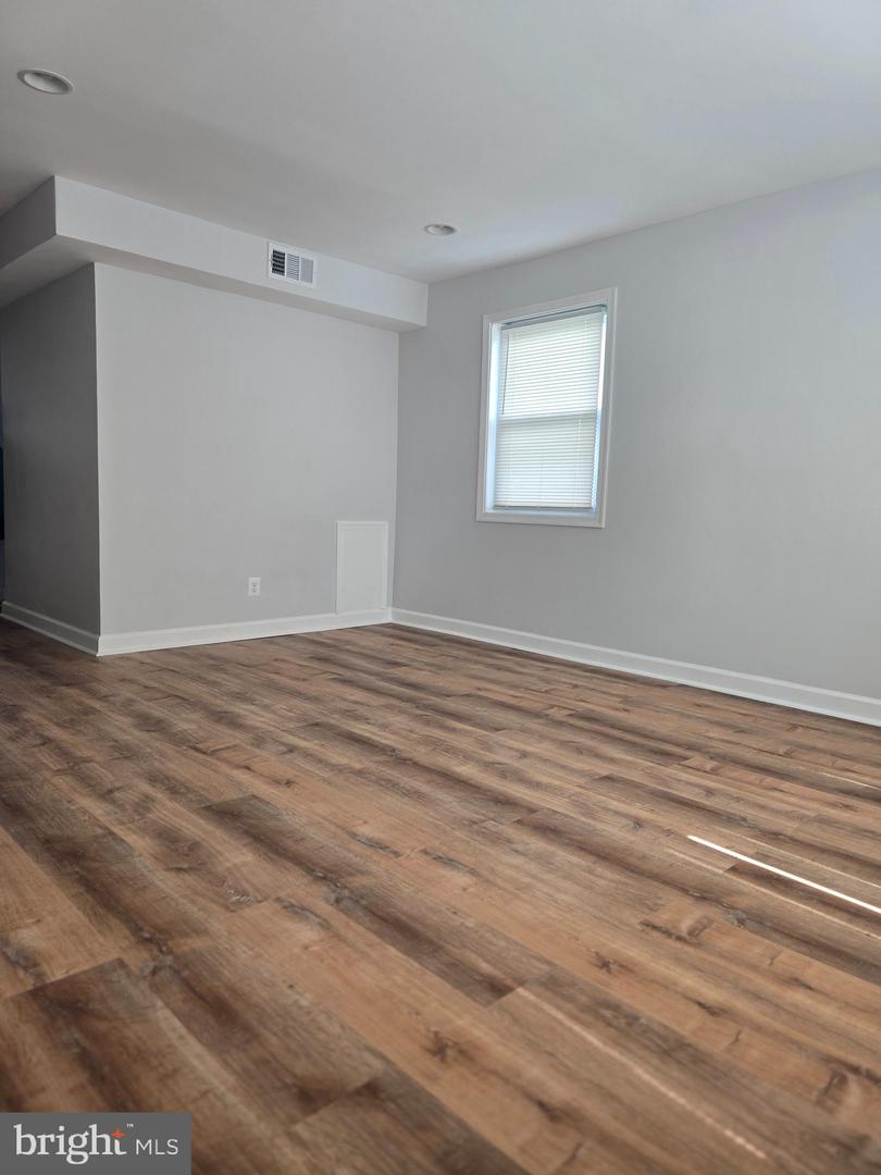 2482 Alabama Ave Se #102 Property Photo 3