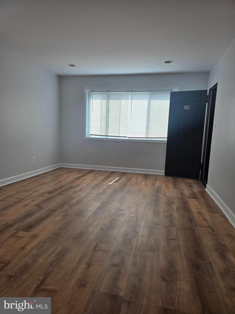 2482 Alabama Ave Se #102 Property Photo 4