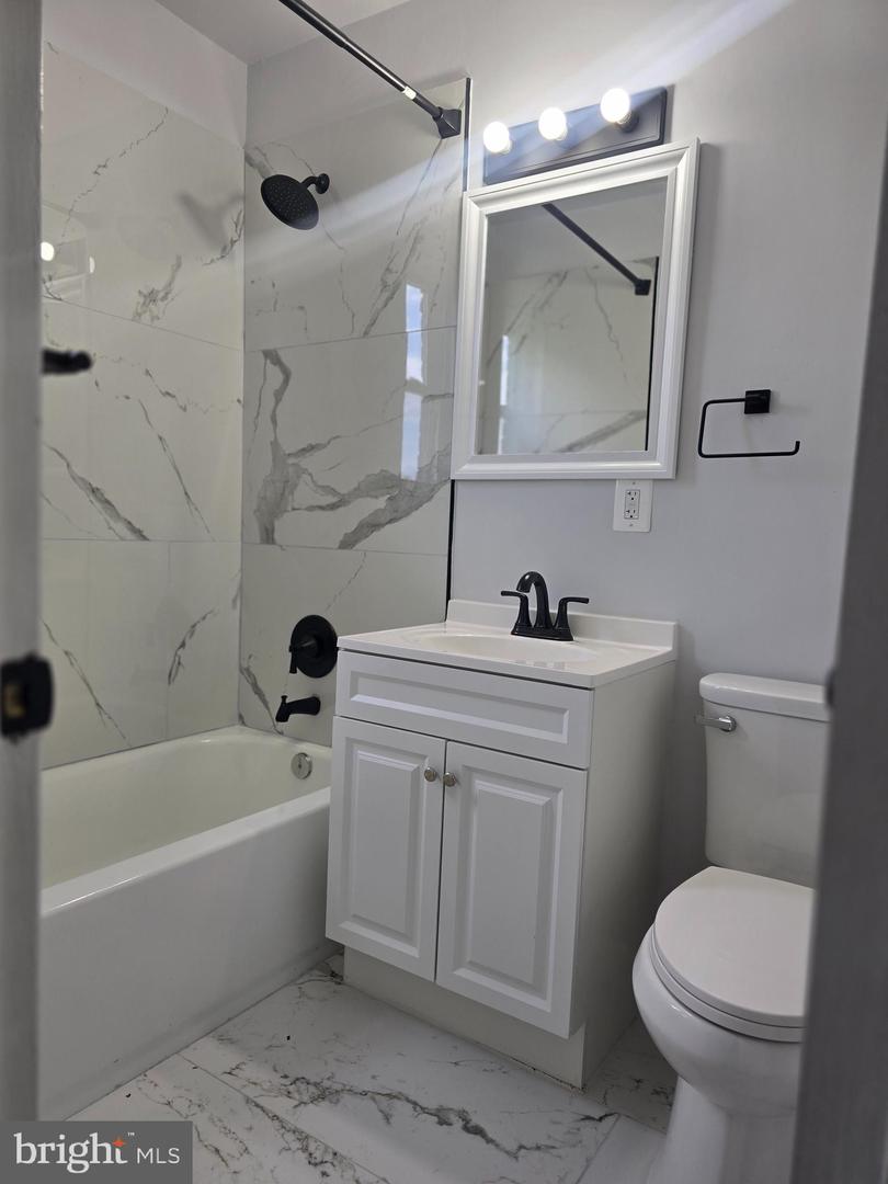 2482 Alabama Ave Se #102 Property Photo 7
