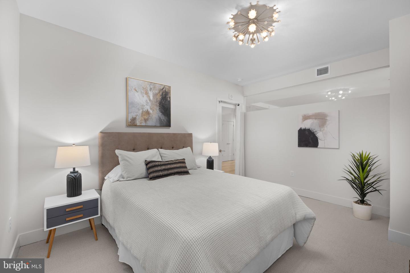 45 Sutton Sq Sw #406 Property Photo 15