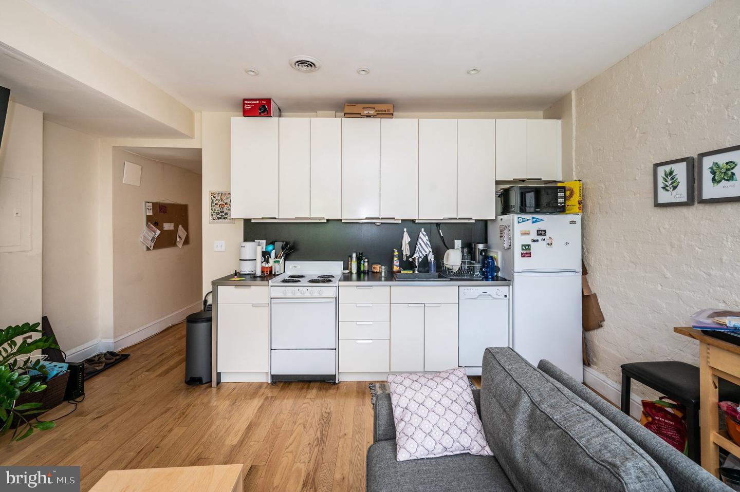2470 Ontario Rd Nw #2 Property Photo 7