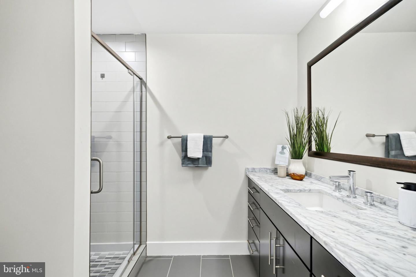 1202 Jackson St Ne #102 Property Photo 21