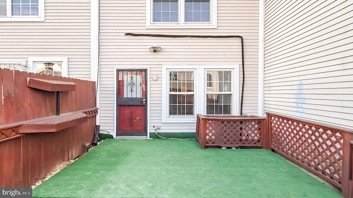 1859 Channing St Ne Property Photo 36