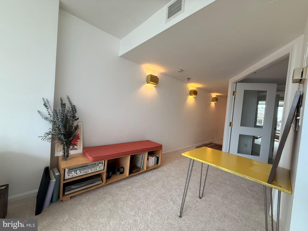701 Pennsylvania Nw #1020 Property Photo 3