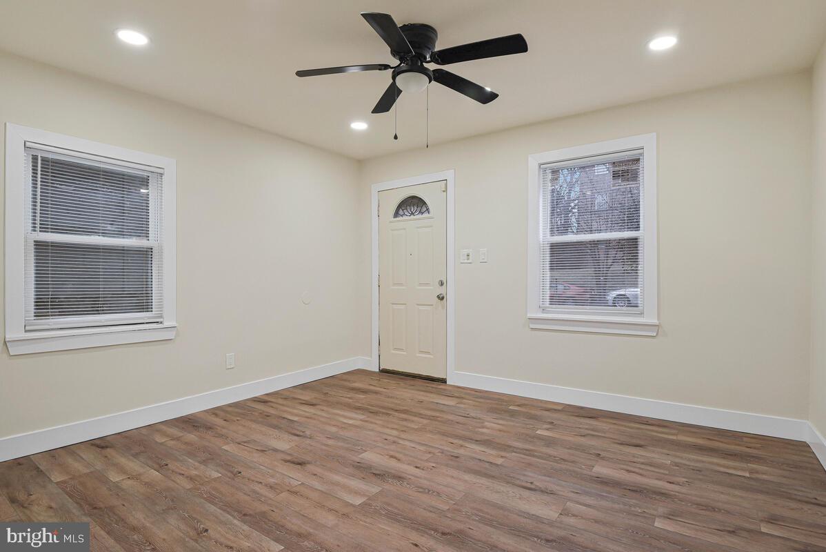 3427 B St Se #1 Property Photo 4
