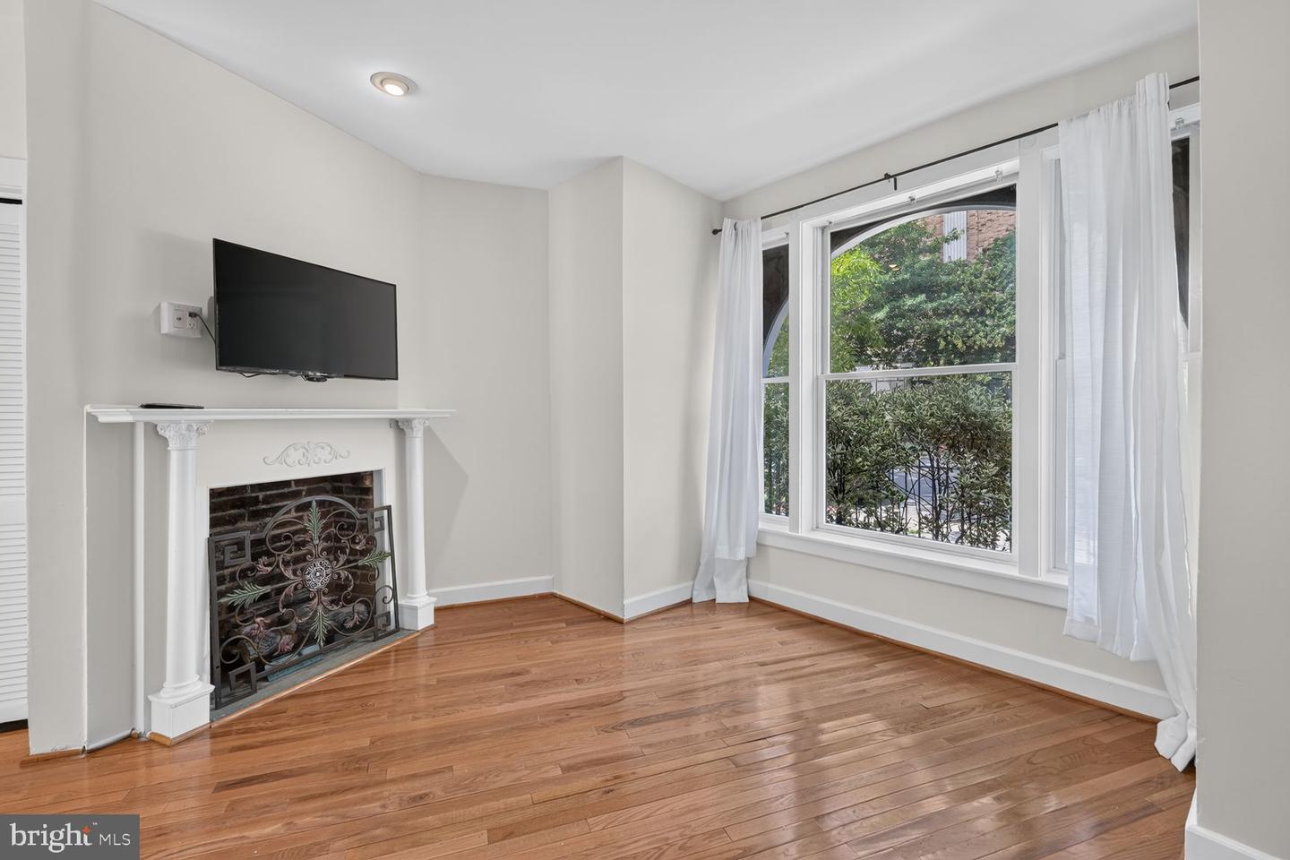 1702 Florida Ave Nw Property Photo 2