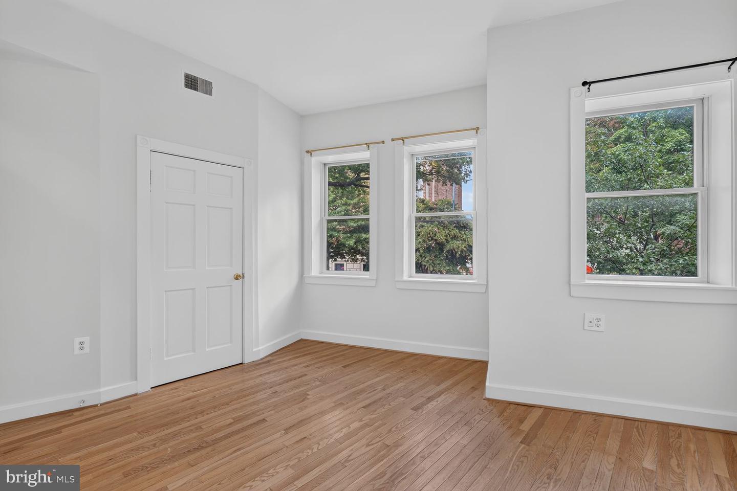 1702 Florida Ave Nw Property Photo 9